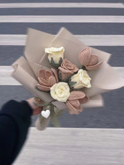 Handgemachter Häkelblumenstrauß Rosen Tulpen